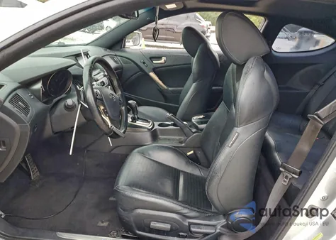 2015 Hyundai Genesis Coupe 3.8L z USA, uszkodzony, nr VIN KMHHU6KJ5FU127016